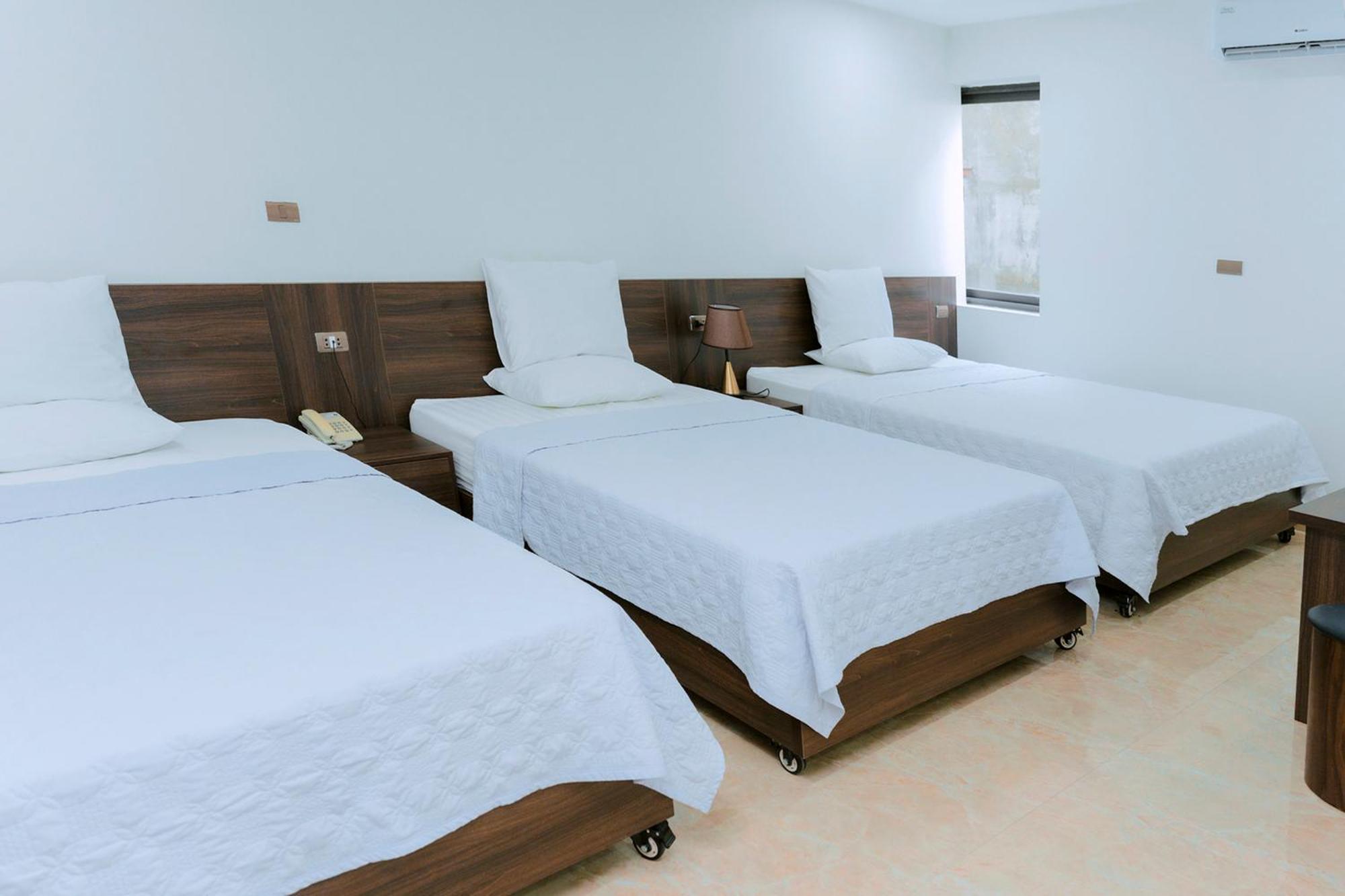 Thu Ha Hotel Uong Bi Zewnętrze zdjęcie