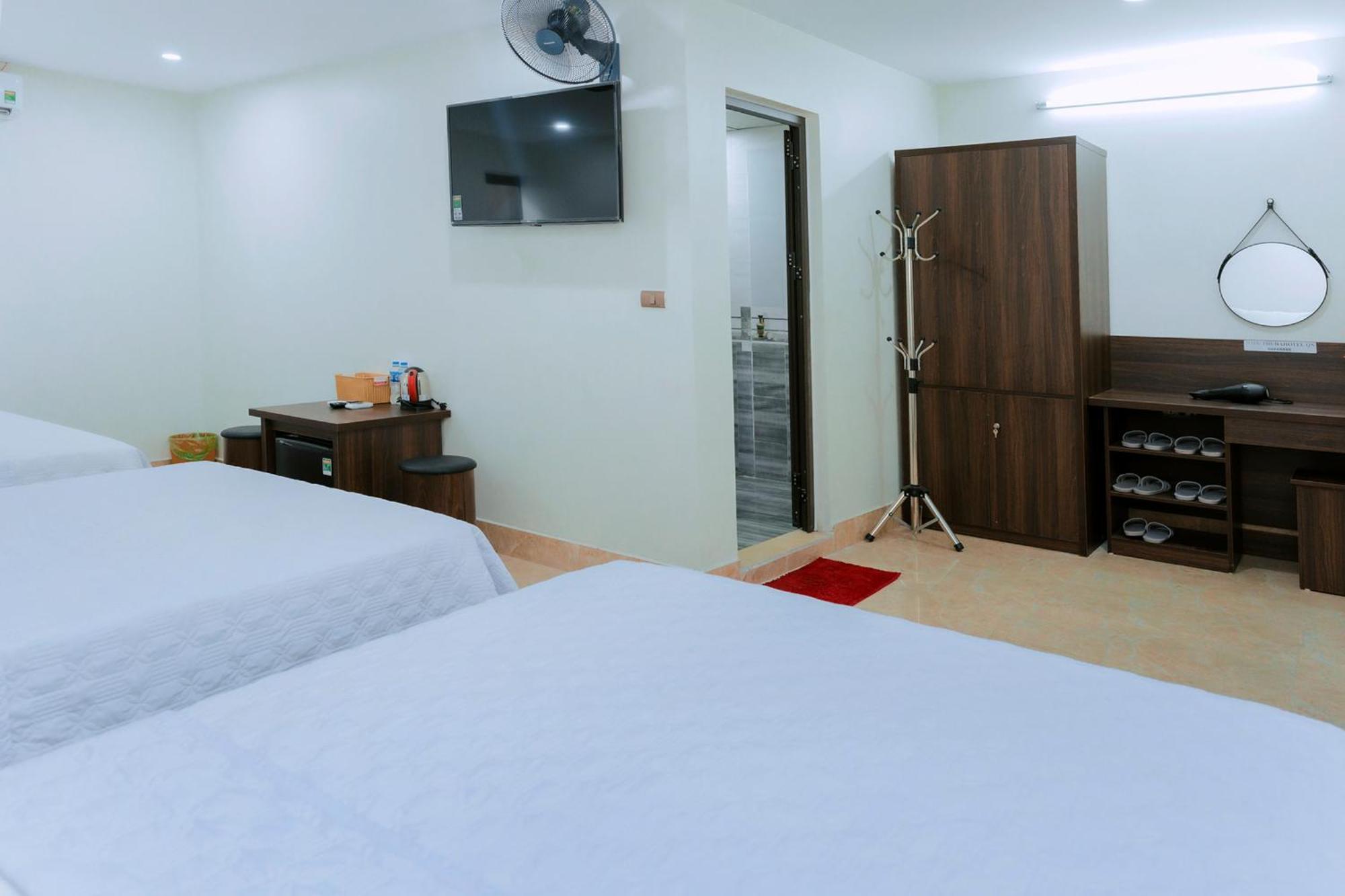 Thu Ha Hotel Uong Bi Zewnętrze zdjęcie