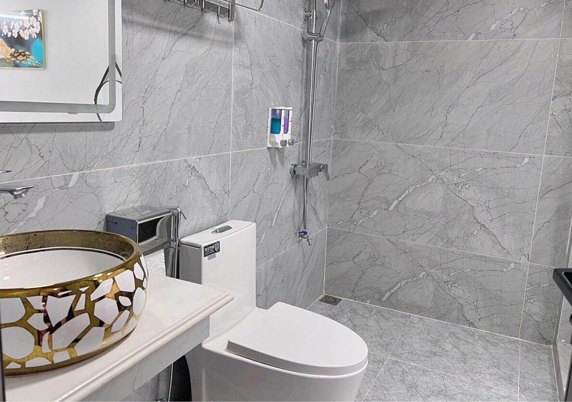 Thu Ha Hotel Uong Bi Zewnętrze zdjęcie