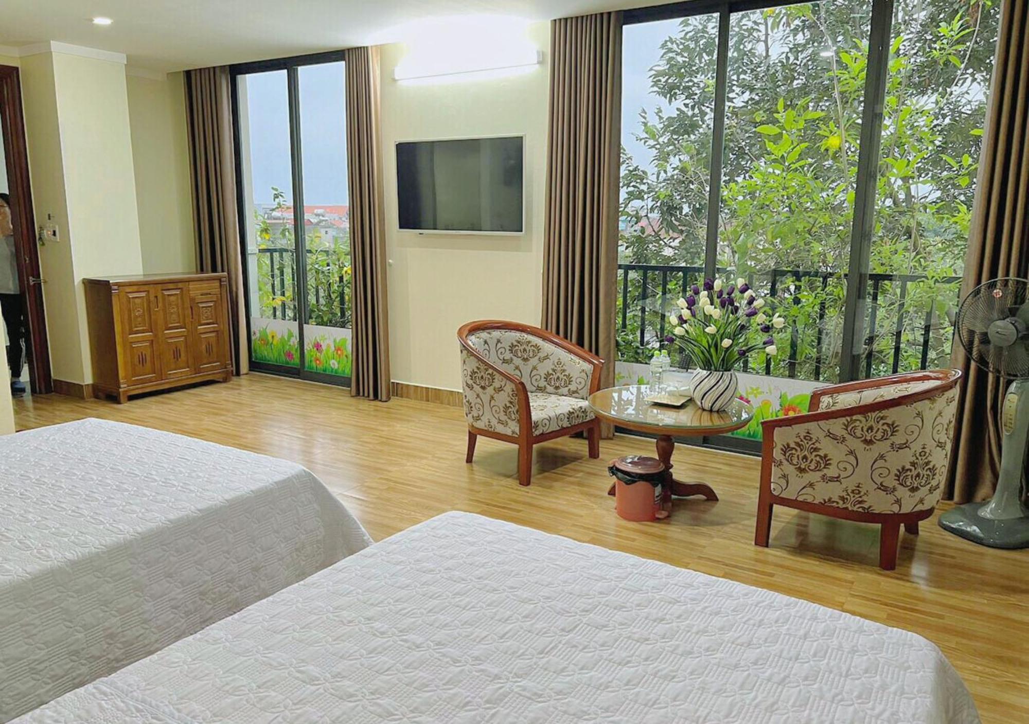 Thu Ha Hotel Uong Bi Zewnętrze zdjęcie